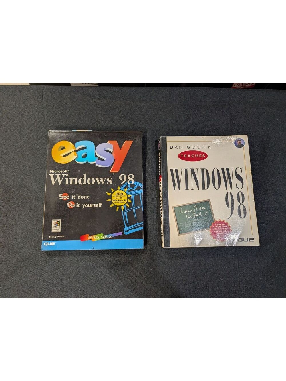 Windows 98 Book Lot of 2 Que Easy Windows 98 + Dan Gookin Teaches Retro PC 90s